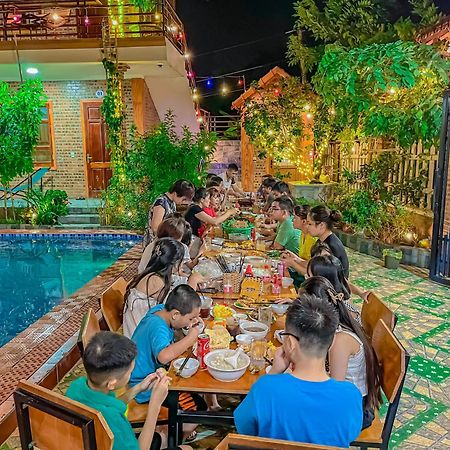 نينه بينه Cosiana Homestay المظهر الخارجي الصورة