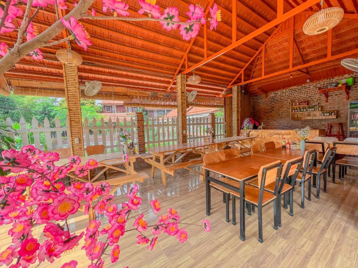 نينه بينه Cosiana Homestay المظهر الخارجي الصورة