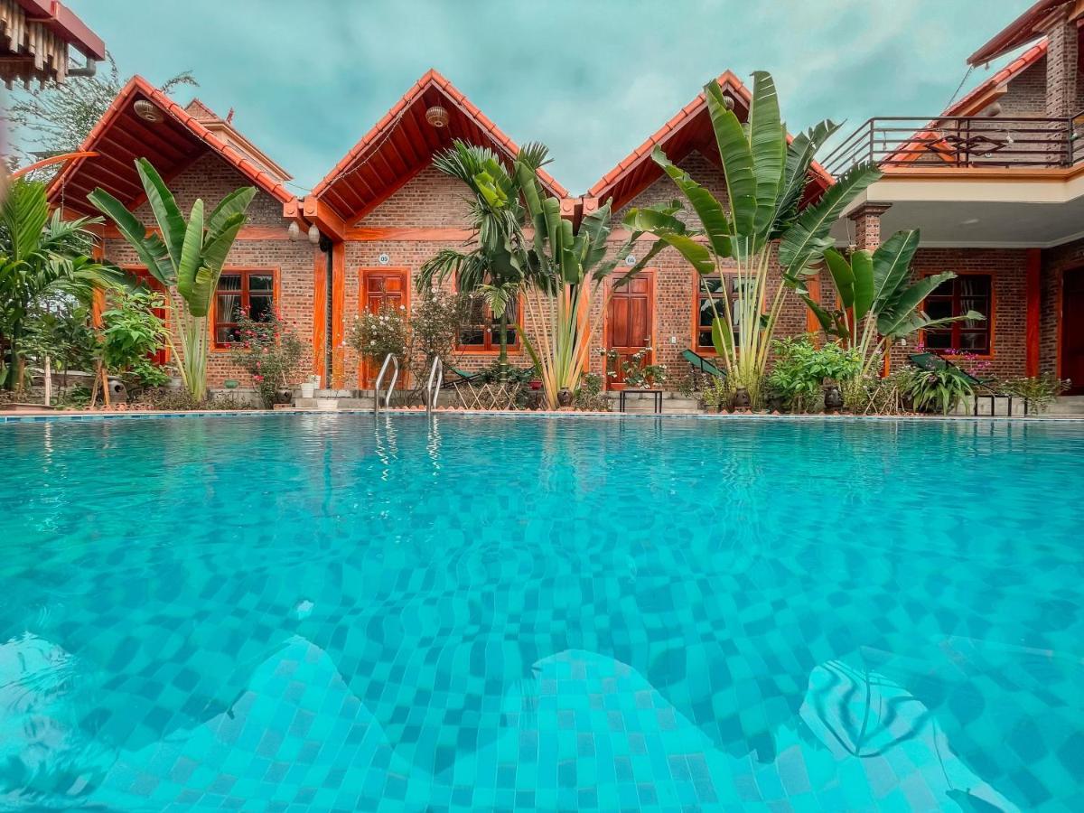 نينه بينه Cosiana Homestay المظهر الخارجي الصورة
