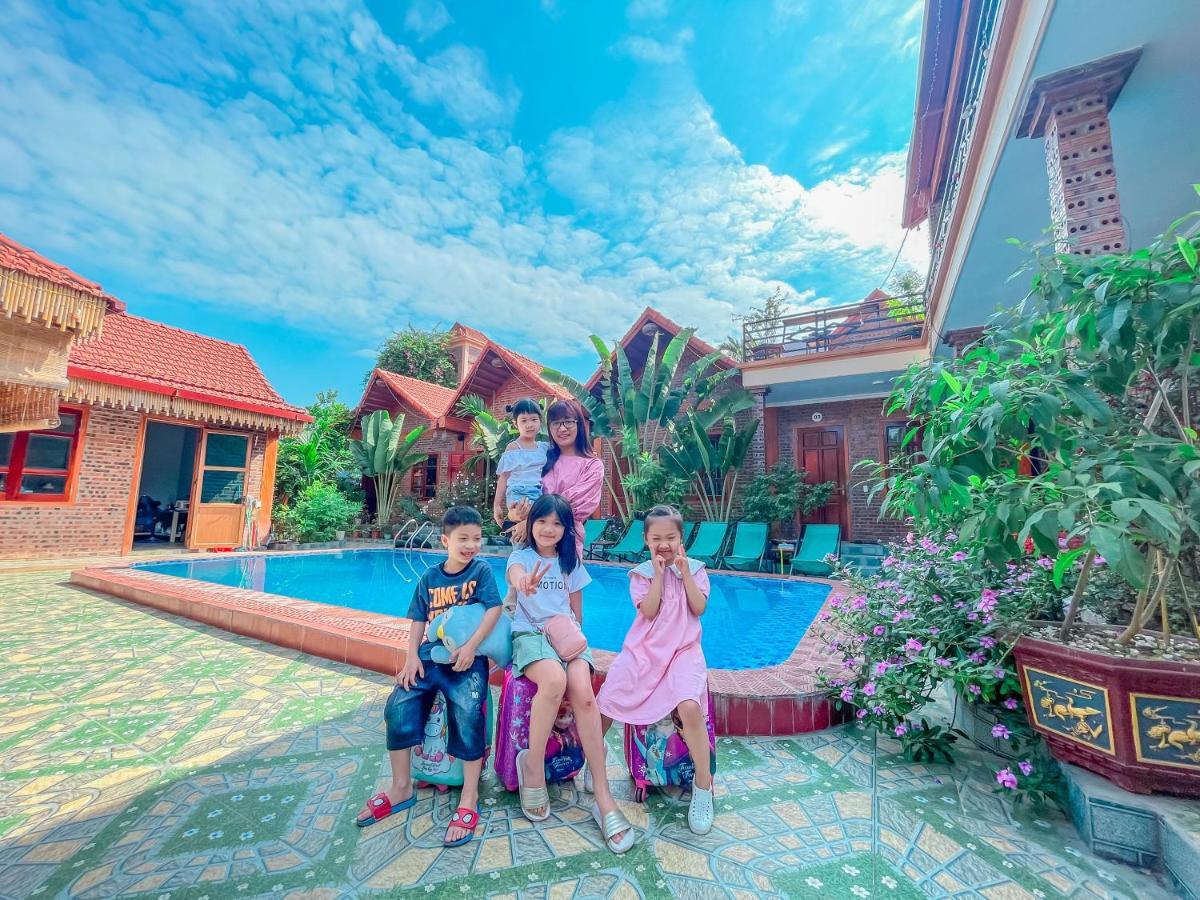 نينه بينه Cosiana Homestay المظهر الخارجي الصورة