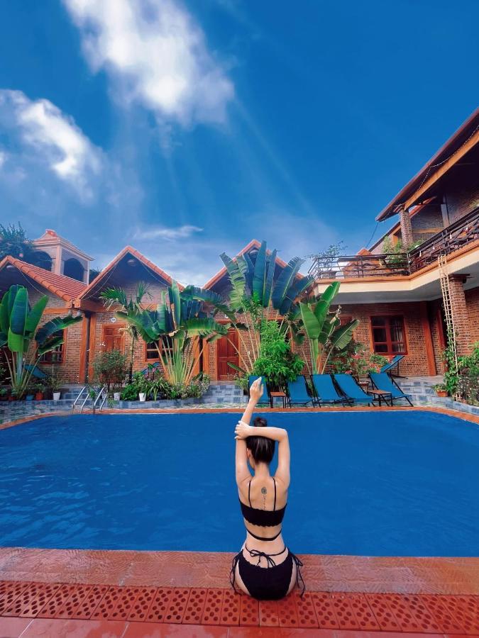 نينه بينه Cosiana Homestay المظهر الخارجي الصورة