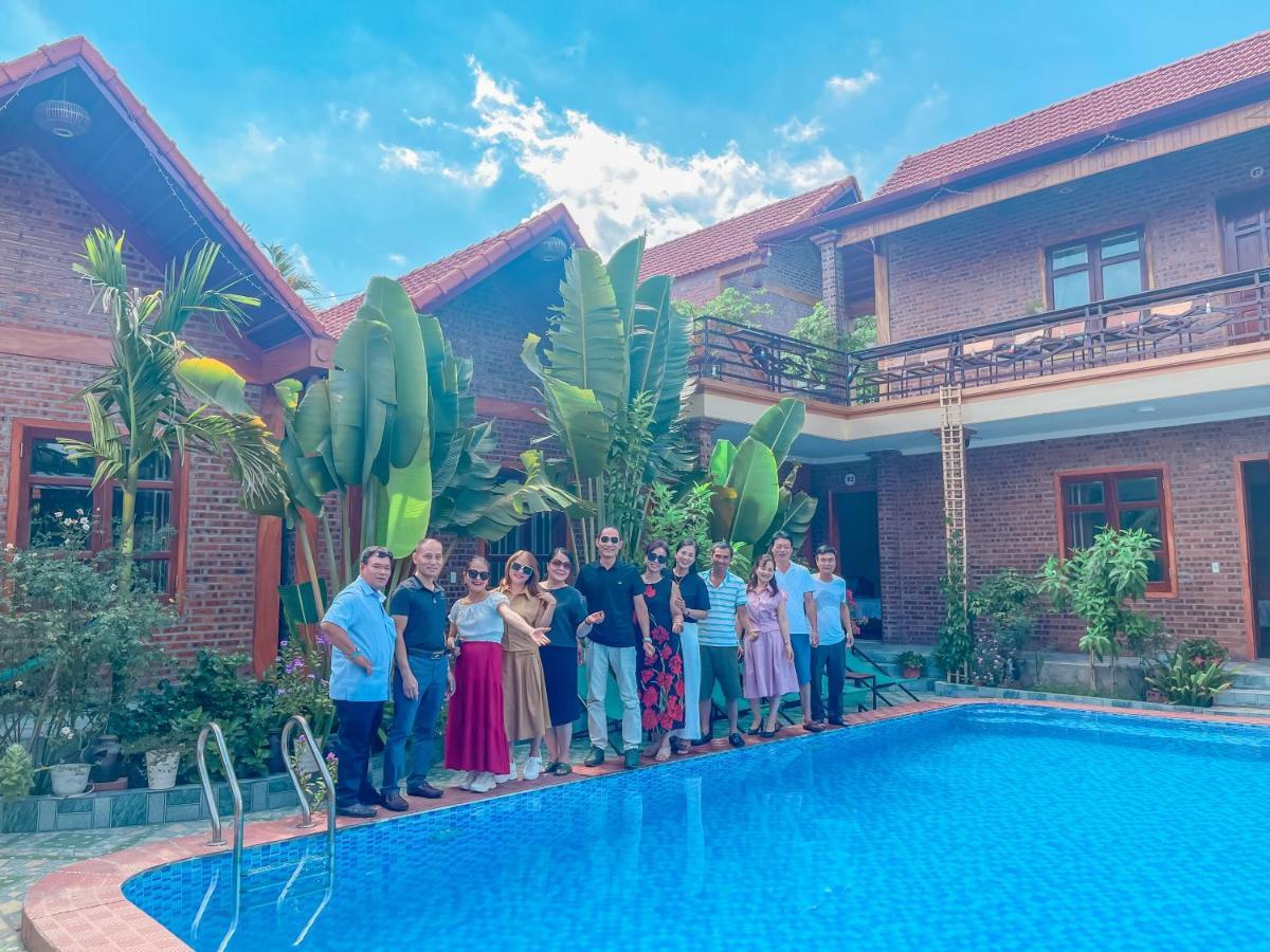 نينه بينه Cosiana Homestay المظهر الخارجي الصورة