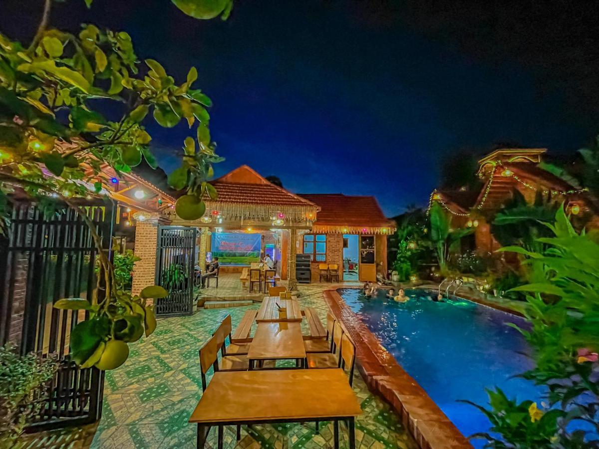 نينه بينه Cosiana Homestay المظهر الخارجي الصورة