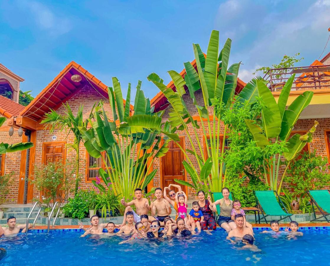 نينه بينه Cosiana Homestay المظهر الخارجي الصورة